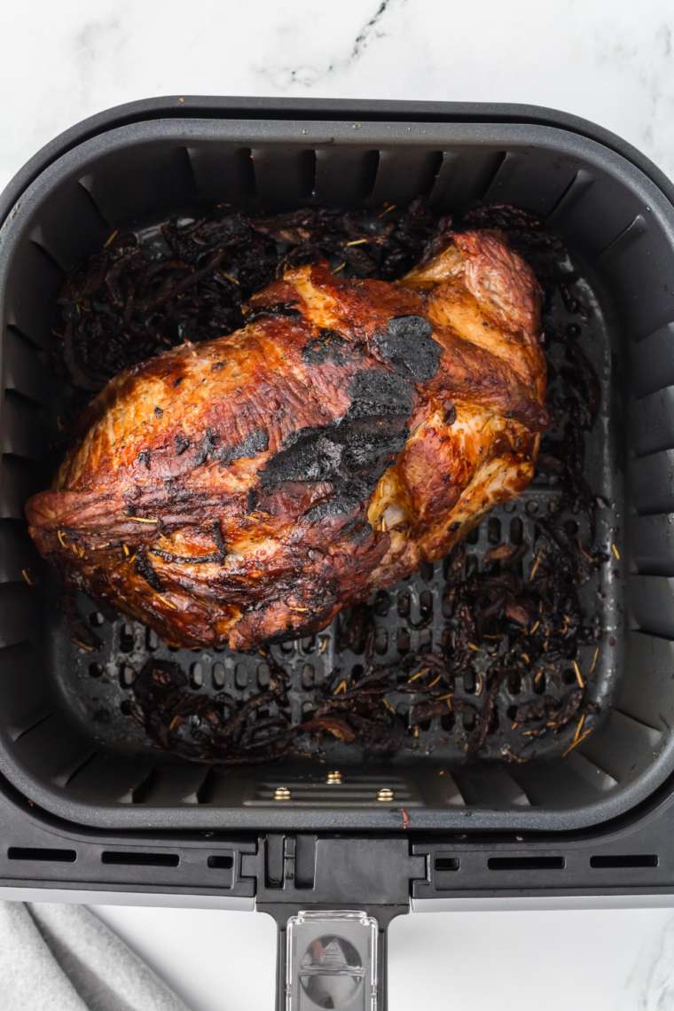 "How to cook a flavorful Cracker Barrel Mushroom Pot Roast at home"