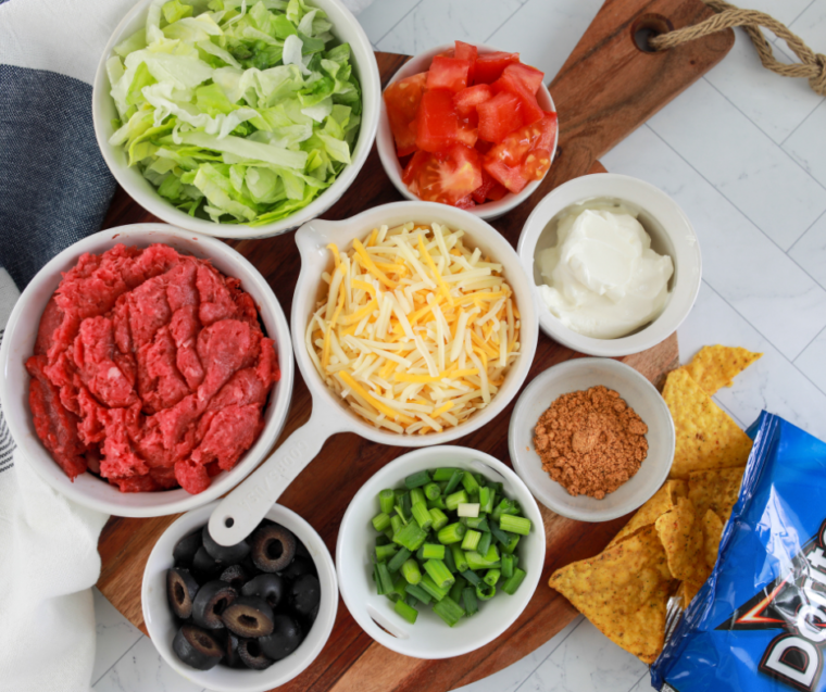 Ingredients for air fryer taco meat: lean ground beef, olive oil, and taco seasoning