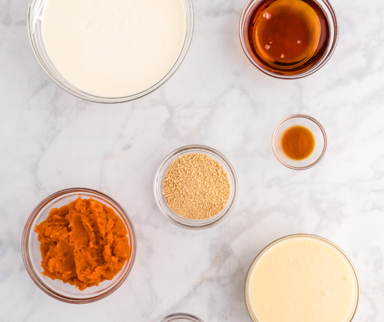 Keto pumpkin ice cream ingredients: pumpkin puree, heavy cream, almond milk, erythritol and pumpkin pie spice