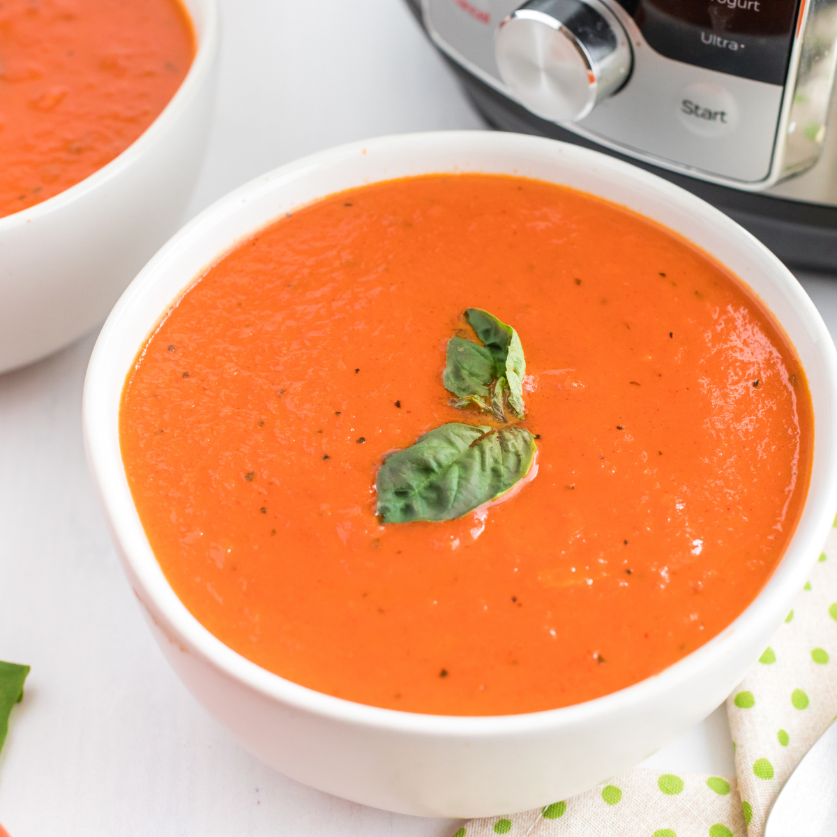Instant Pot Olive Garden Cream of Tomato and Basil Soup
