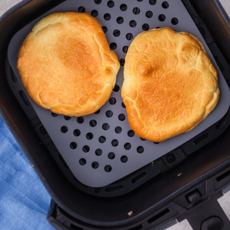 Crispy and low-carb Air Fryer Keto Cloud Bread Chips, perfect for a healthy snack.