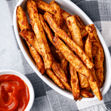 Craving that unbeatable, crave-worthy crunch? Our Copycat Checkers Seasoned Fries Spice Recipe unlocks the secret blend that transforms ordinary fries into a mouthwatering masterpiece. Get ready to enjoy that iconic fast-food flavor right at home!
