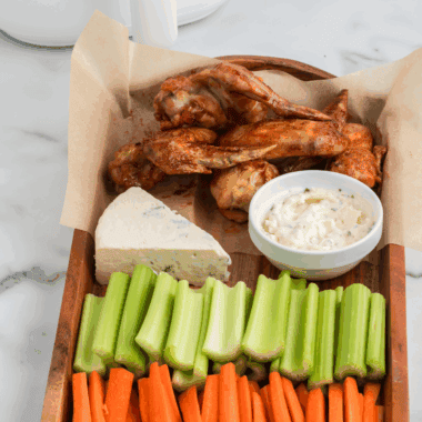 Hooters Daytona Beach Style Wings (Copycat Recipe)