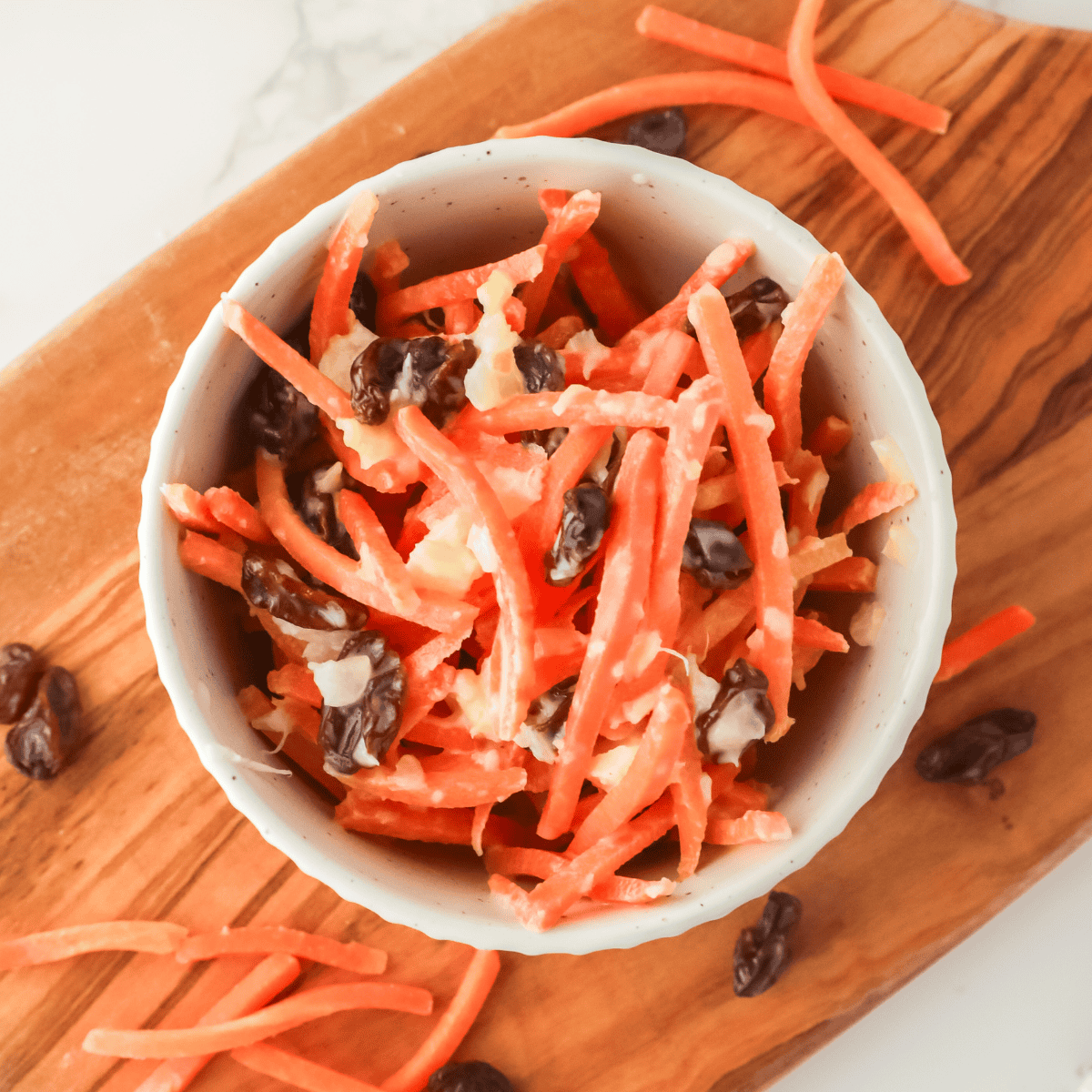 Golden Corral Carrot and Raisin Salad