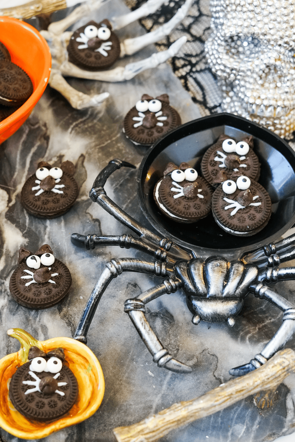 Halloween Black Cat Oreo Cookies