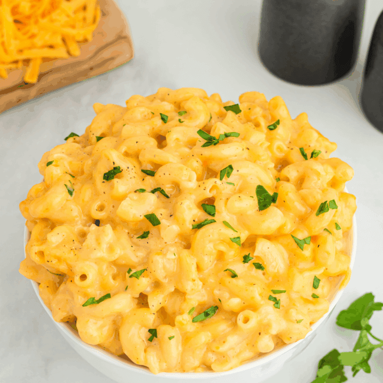 Bowl of creamy, cheesy homemade Bob Evans-style macaroni and cheese.