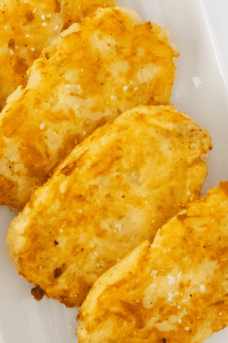 crispy air fryer hash rounds copycat Hardee’s breakfast potatoes close up