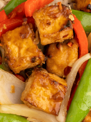 This Greek tofu marinade turns plain tofu into a juicy, lemony, herb-packed protein. Just 8 pantry ingredients and 10 minutes of prep — grill, bake, or pan-fry it.