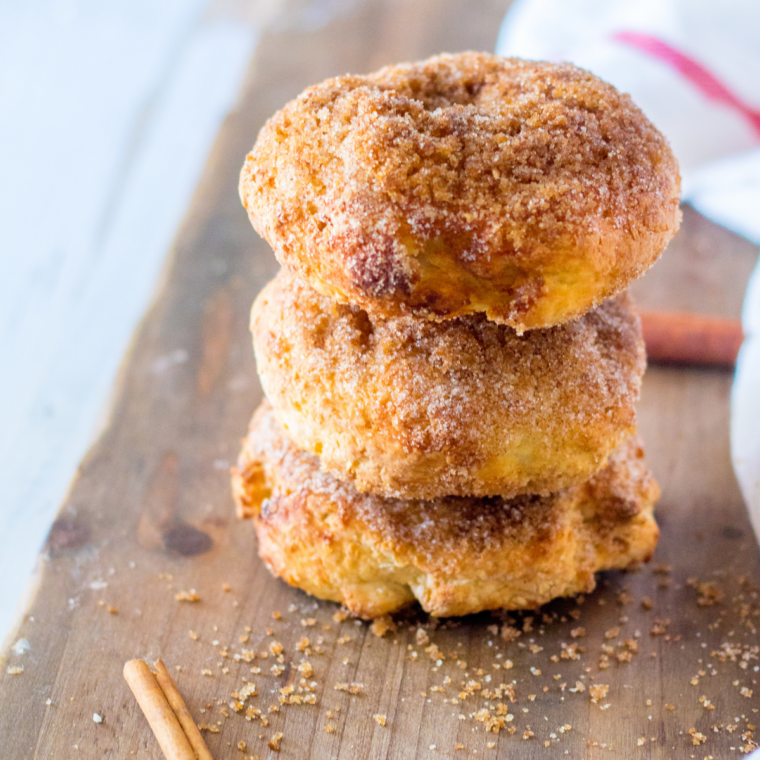 Panera Copycat Cinnamon Crunch Bagels with a thick crackly cinnamon sugar topping