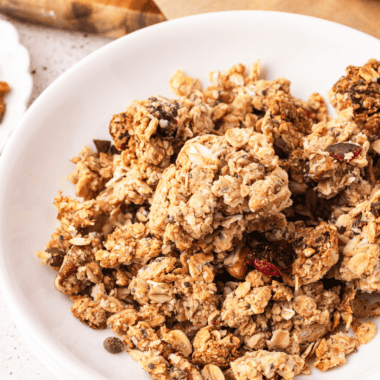 This air fryer peanut butter granola is crunchy, naturally sweetened, and ready in 15 minutes. An easy, healthy recipe with no oven required!