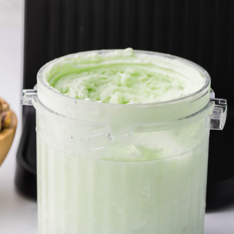 Crumbly pistachio ice cream in the pint before adding milk and re-spinning